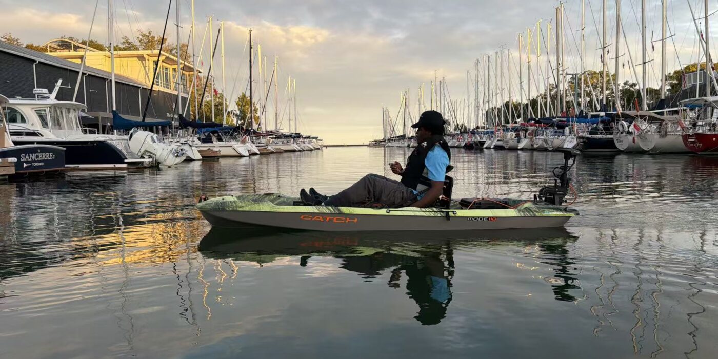 Hydrova Travel GPS Spot-Lock trolling motor for kayaks and small boats
